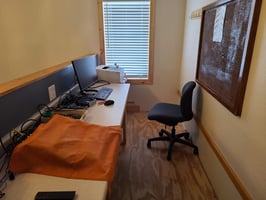 18508183