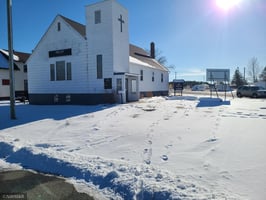 9574867