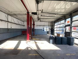 9905617
