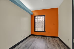 10452585