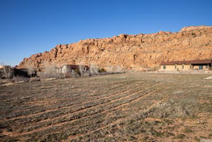 10495787