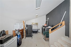 32905263