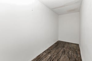 27903304
