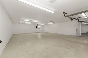 27903315