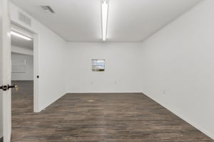 27903302