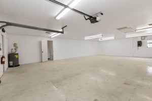 27903297