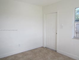 23006914