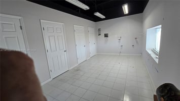 21048992