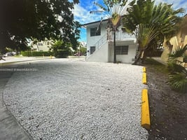 21373880