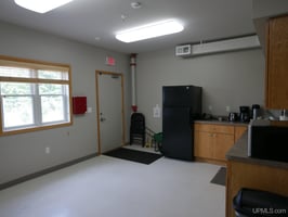 24935158