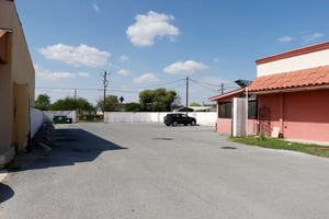 13600407