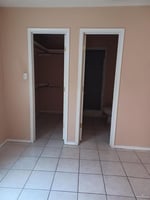 13675864