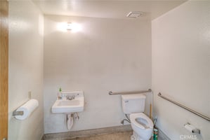 21403037