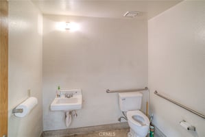 21081567