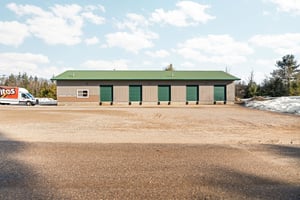31604050