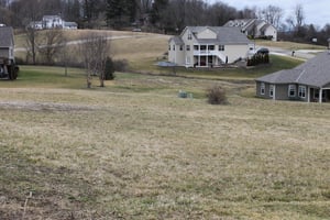 11841 FLINT RIDGE RD SE Heath OH 43056-9799 APN: 01110000200000055300 ...