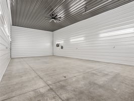 31653598