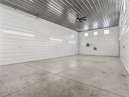 31653613