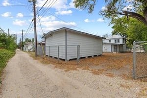 27907406
