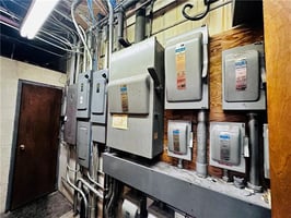 27992806
