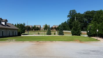 560241