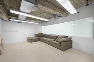 29105733