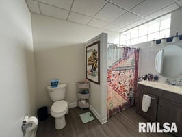 15634402