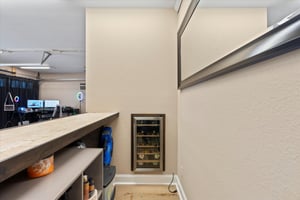 16550922