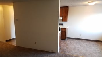 16580016