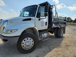 16586876