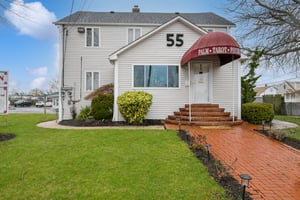 16676747