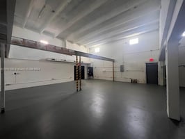 19268085