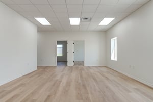 27053031