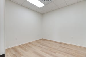 27053044