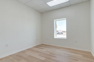 27053040
