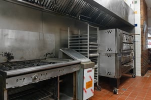 18331807