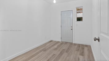 30062661
