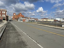 18701424