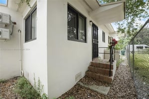 21020538