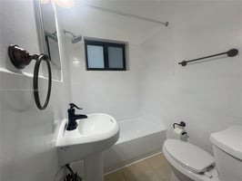 22726072