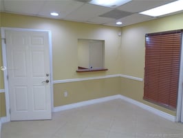 33368404