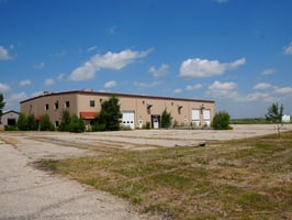 31368318