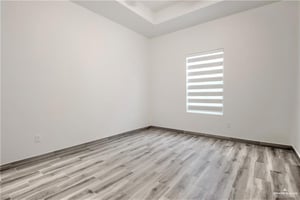 24925176