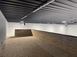 31873547