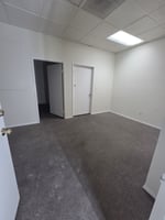 29548172