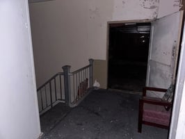 29761658