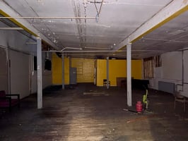 29761654