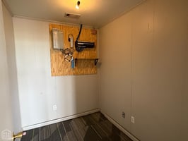 32283390