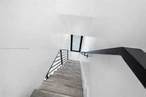20090947