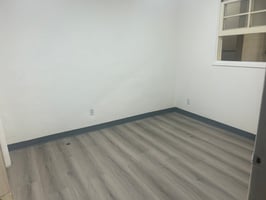 28961749